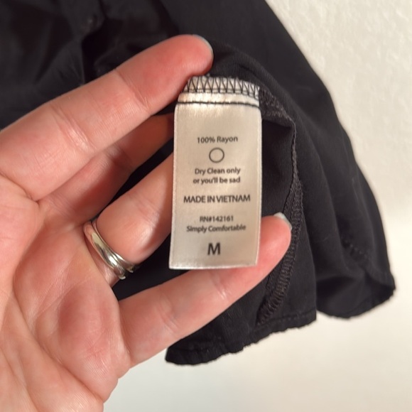 Lularoe Black Boxy Button Down Camp Shirt Size Medium - Picture 4 of 7